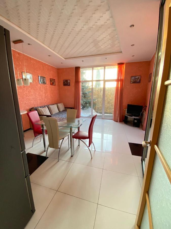 Petropavlovskaya Borshchagovka Тownhouse 84 빌라 외부 사진