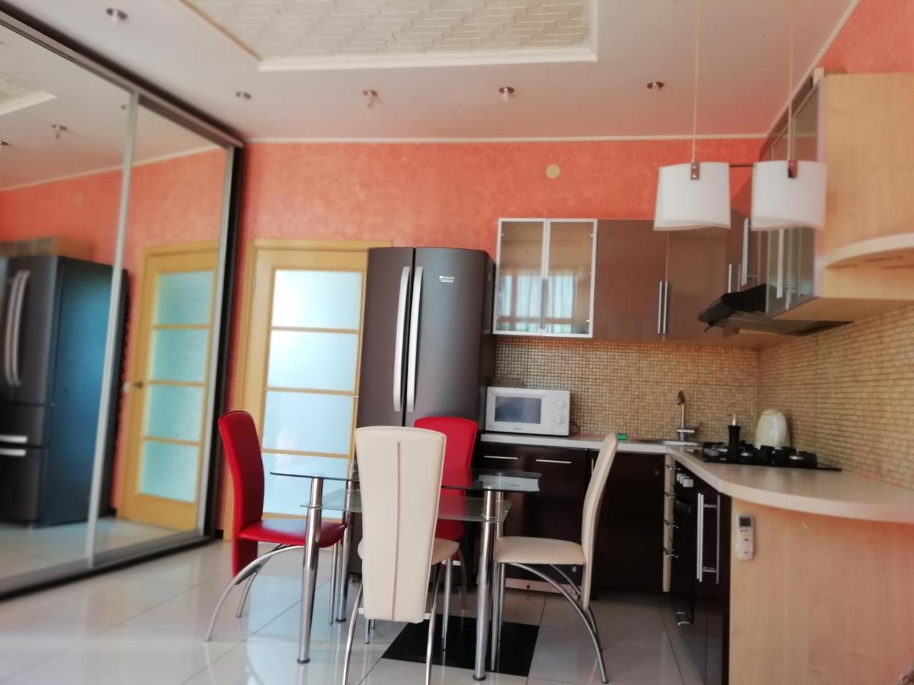 Petropavlovskaya Borshchagovka Тownhouse 84 빌라 외부 사진